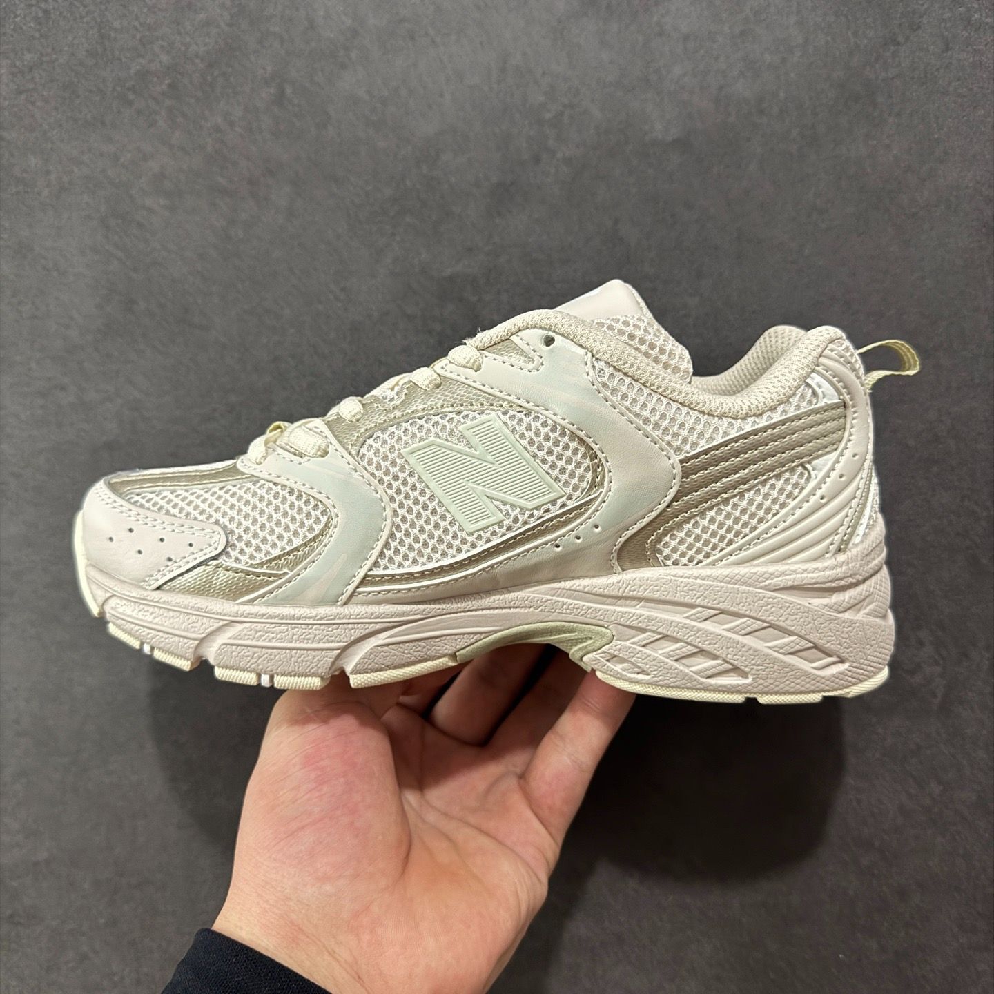 NEW BALANCE(ニューバランス）MR530AA1 ◆ 24cm~27cm 男女兼用 楽天市場】【NEW BALANCE】 ニューバランス MR530AA1(D) MR530