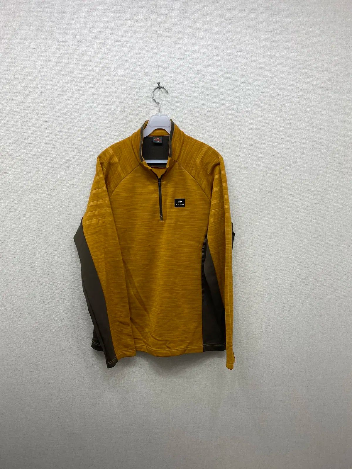 【雷市場（ポンジャン）商品韓国直送】 EIDER(アイダー) 長袖Tシャツ