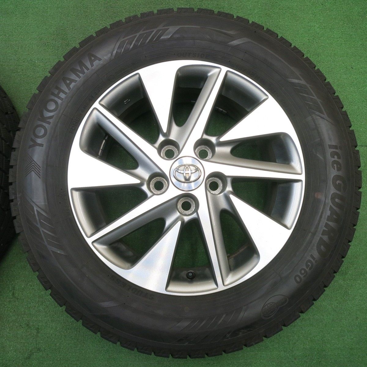 アルファード等　215/65R16 スタッドレス　タイヤホイール　23年製バリ溝 アルファード等215/65R16 スタッドレスタイヤホイール23年製バリ溝