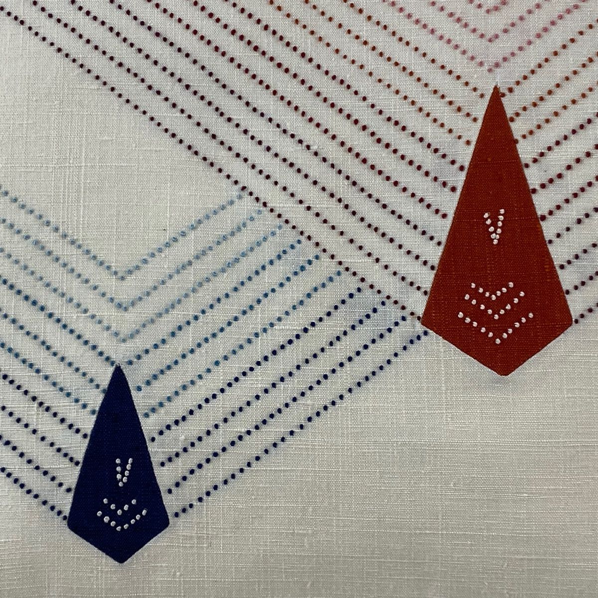 付け帯 秀品 作り帯 紬地 幾何学模様 クリーム 正絹