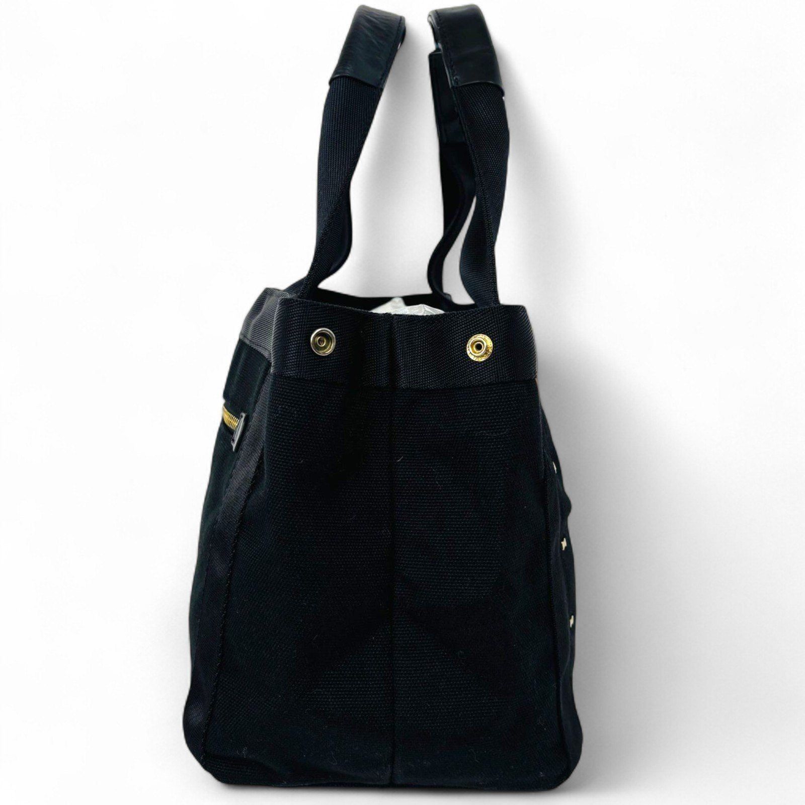 【デイリーや通勤などさまざまなシーンで】トッカ バッグ CASUAL BAG COLLECTION – TOCCA OFFICIAL SITE