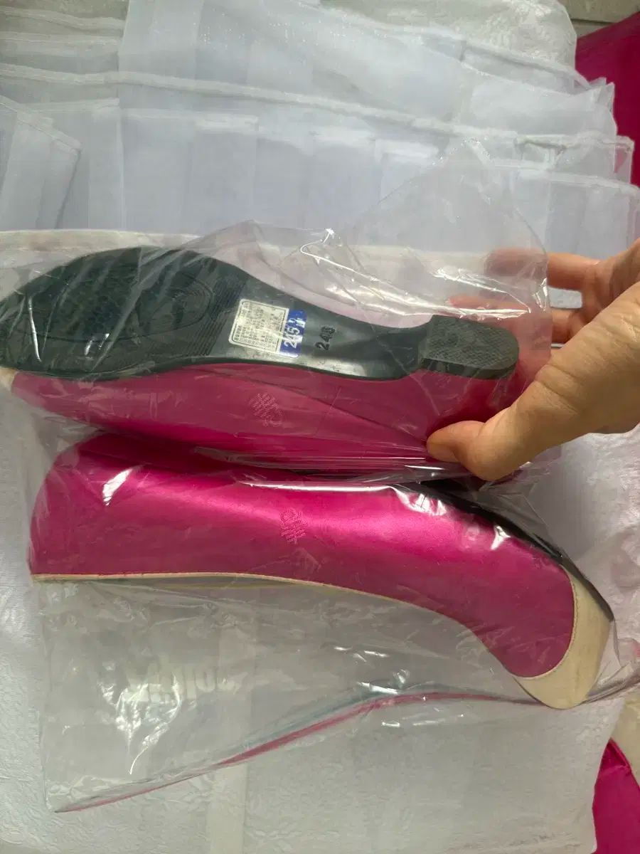 男性用と女性用の韓服シーツ