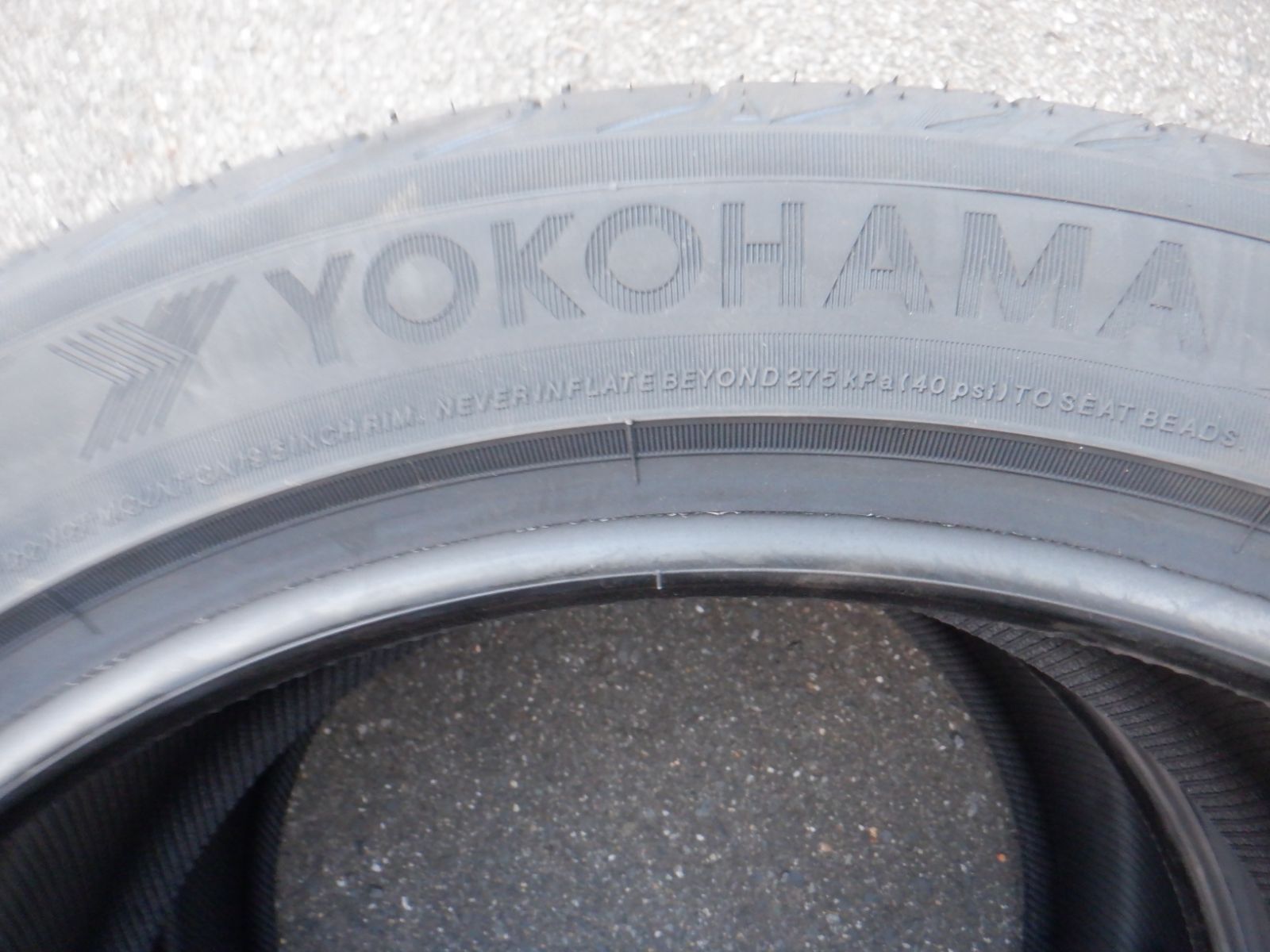 275 40ZR19 ２本 ヨコハマ アドバンスポーツV105 BMW承認タイヤ ５シリーズ ６シリーズ ７シリーズ M5 X3 X4 ｉ５