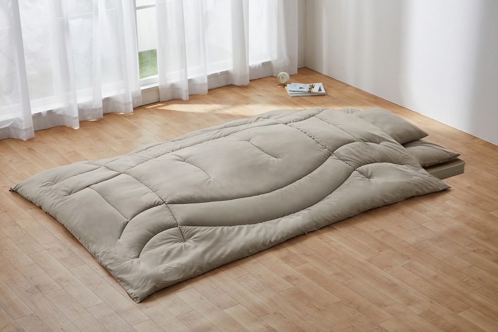 オールシーズン対応 シングル