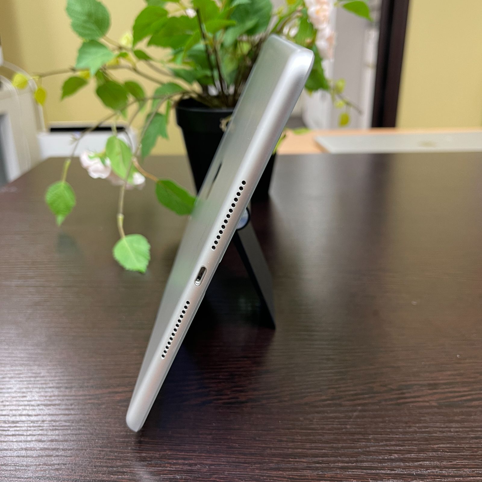 iPad(第8世代) 32GB Wi-Fi + Cellularモデル SIMフリー iPad 第8世代