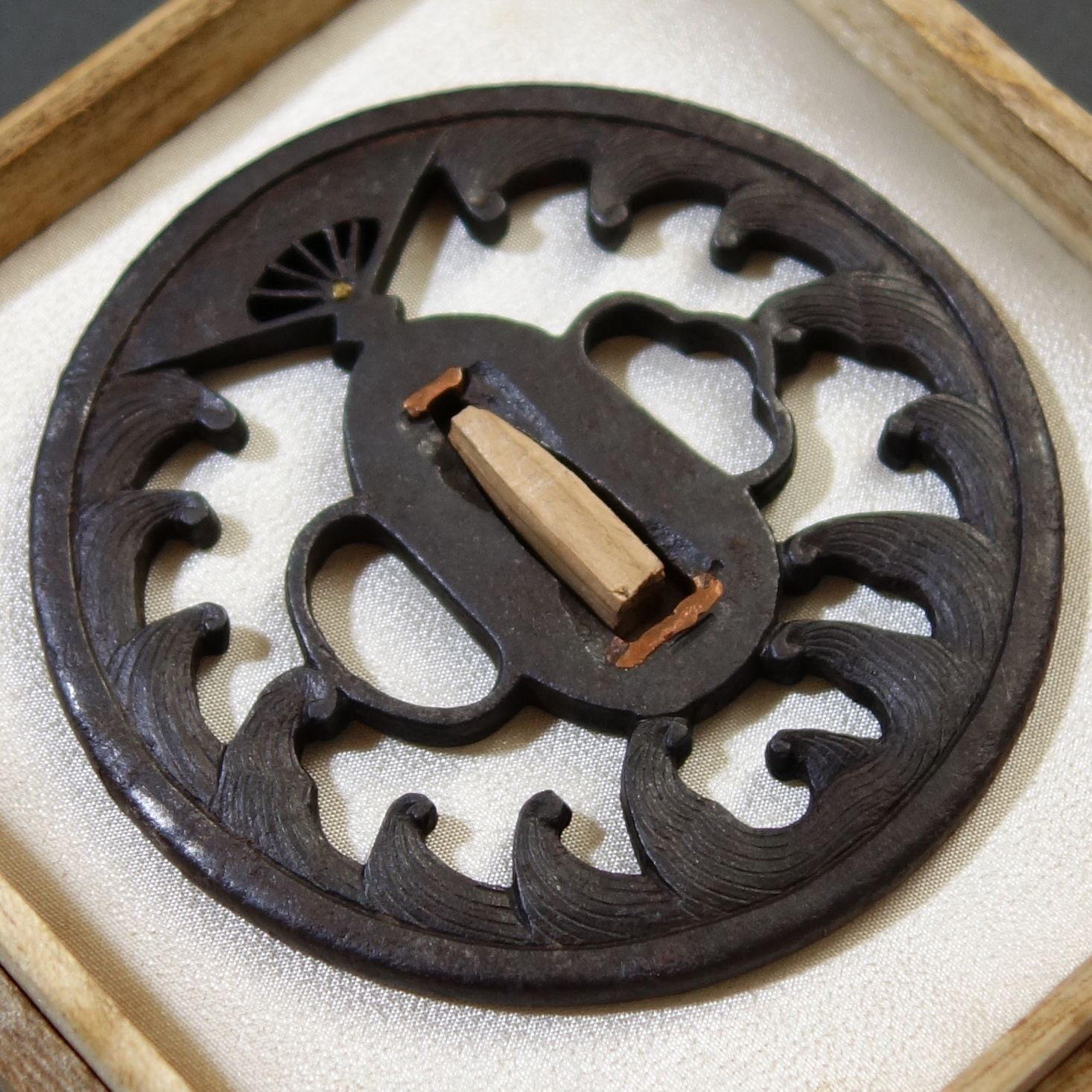 時代 刀鍔2点 90/128g 東さ7-1012③ Edo period antique Tsuba for