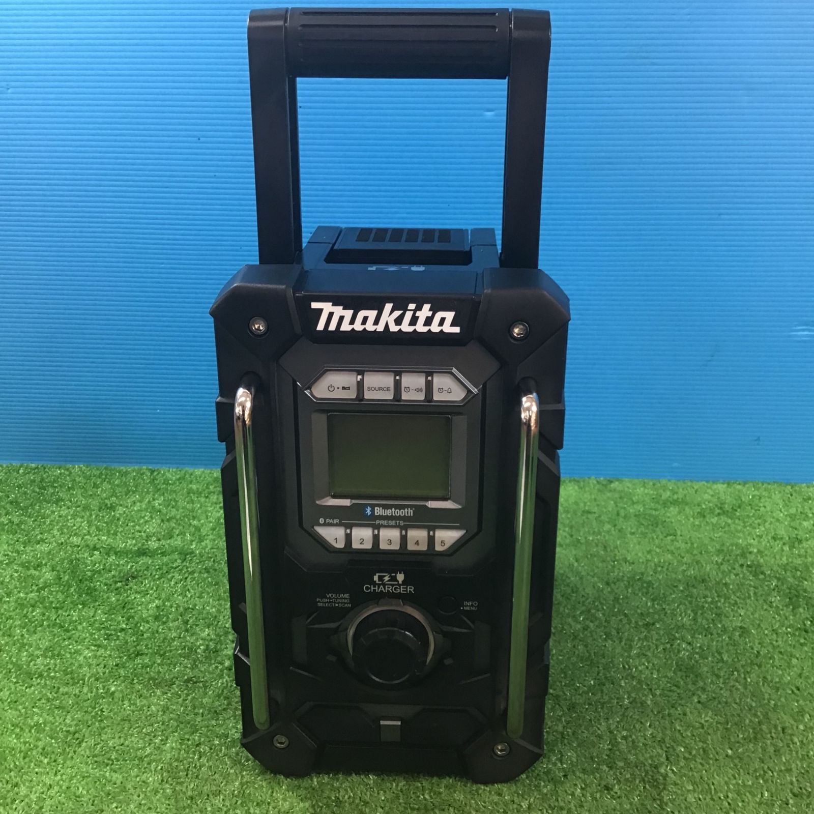 makita コードレスラジオ
