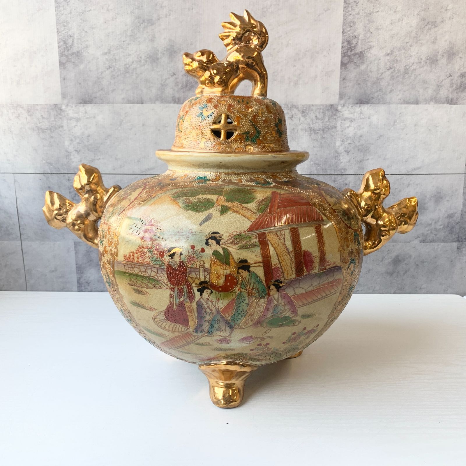 薩摩焼？ 金彩双耳獅子？ 中国美術 骨董 大壺 花器 花瓶 香炉