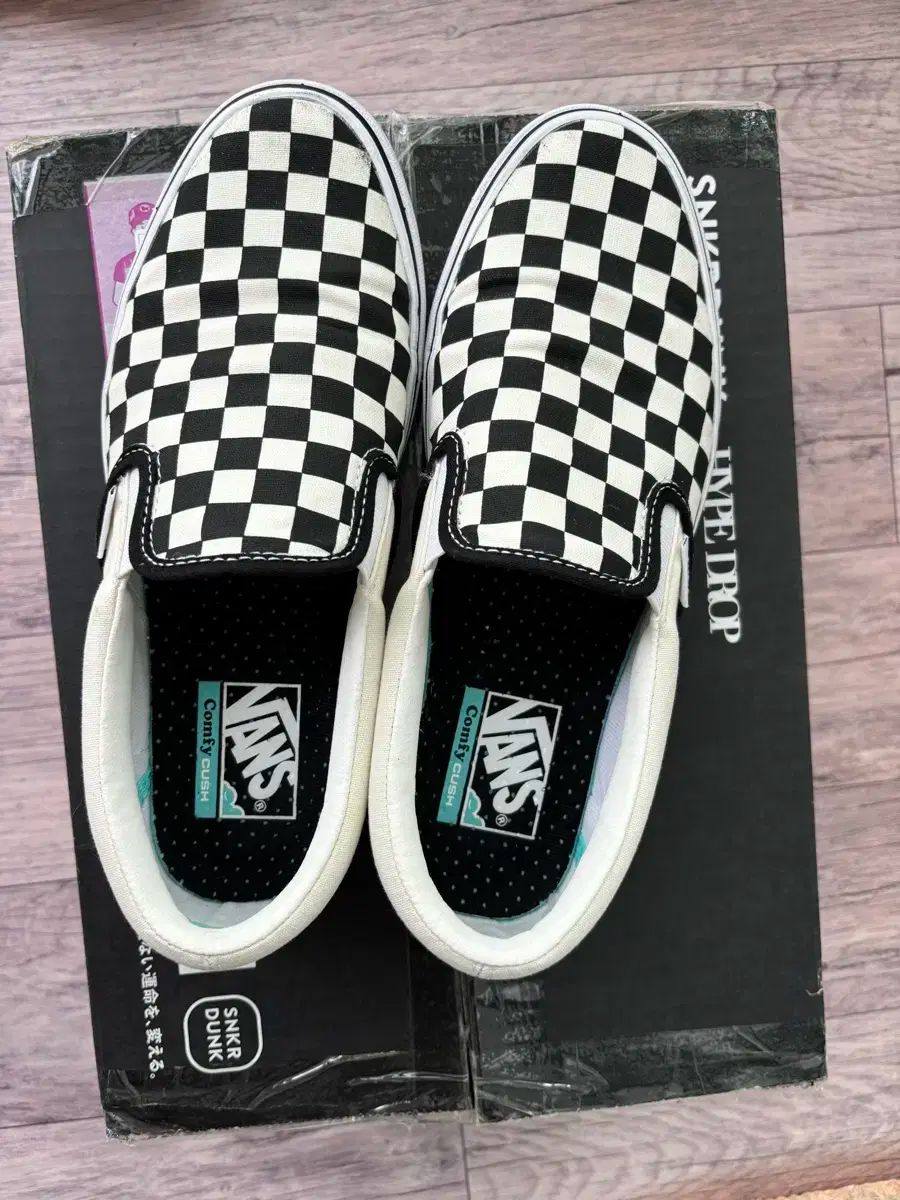 VANS(バンズ) コンフィクッシュ チェッカーボード スリッポン