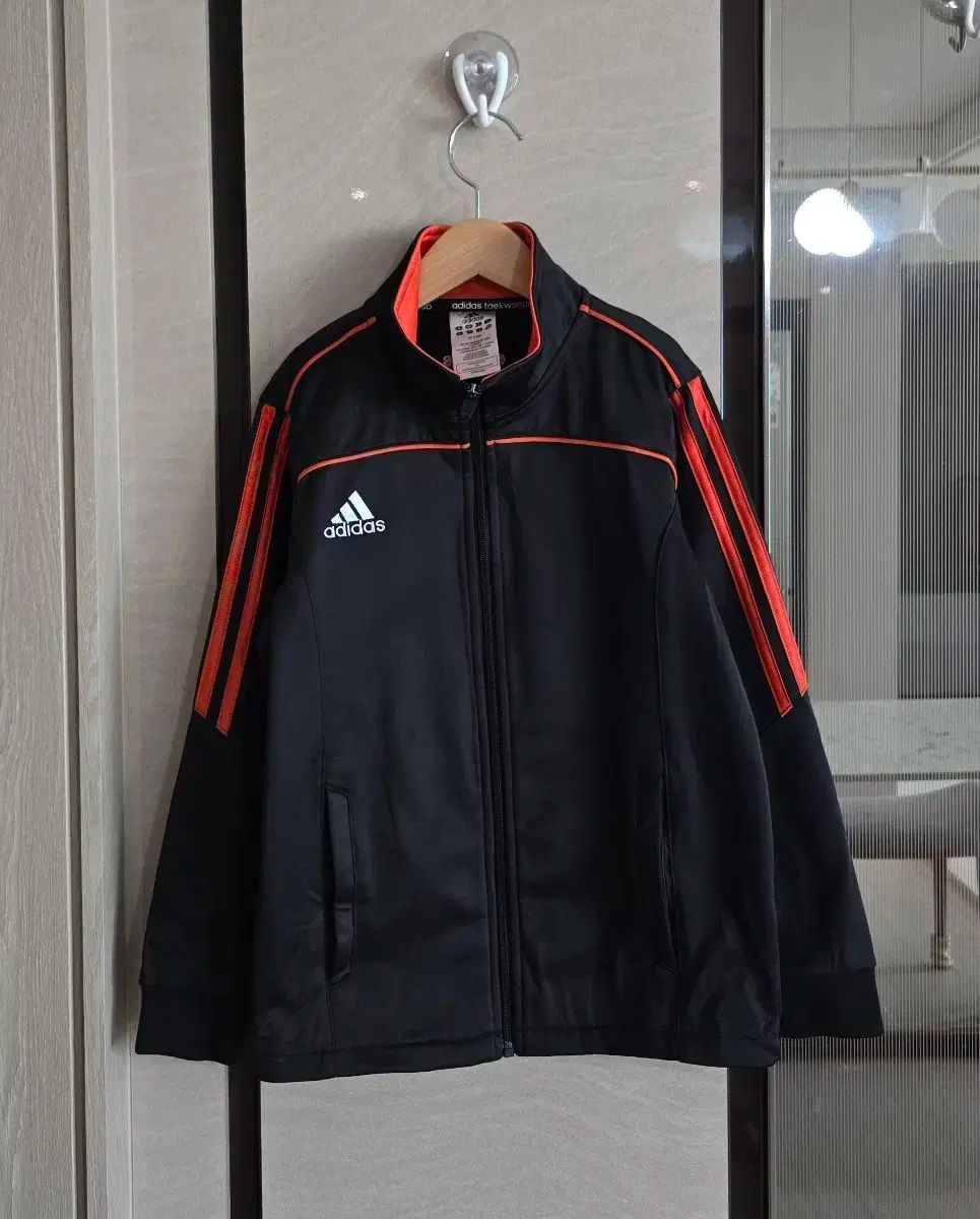 【雷市場（ポンジャン）商品韓国直送】 adidas(アディダス) 起毛ジャージー 130
