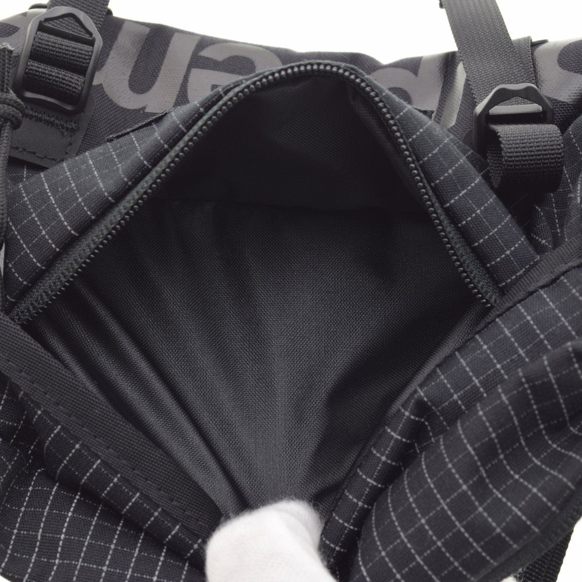 SUPREME】24SS Waist Bag Blackウエストバッグ - メルカリ 