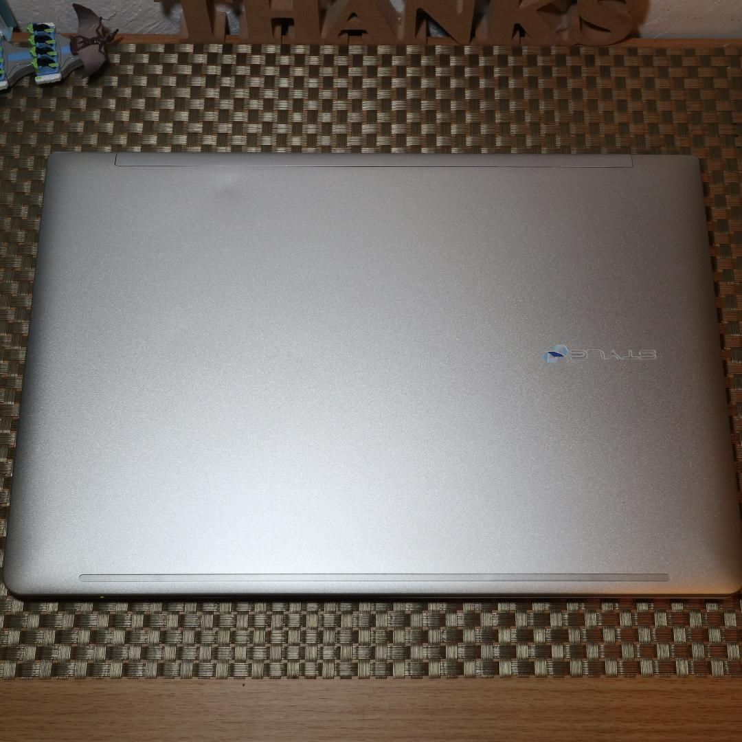 品 Win11公式サポート8世代Corei5|SSD|メ8G|無線|カメラ