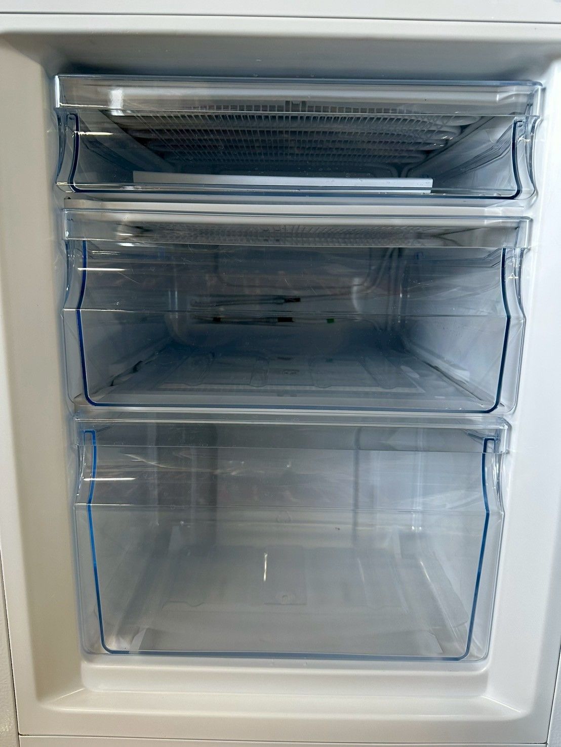 大阪送料無料☆3か月保障付き☆冷蔵庫☆ハイセンス☆2ドア☆2021年☆HR