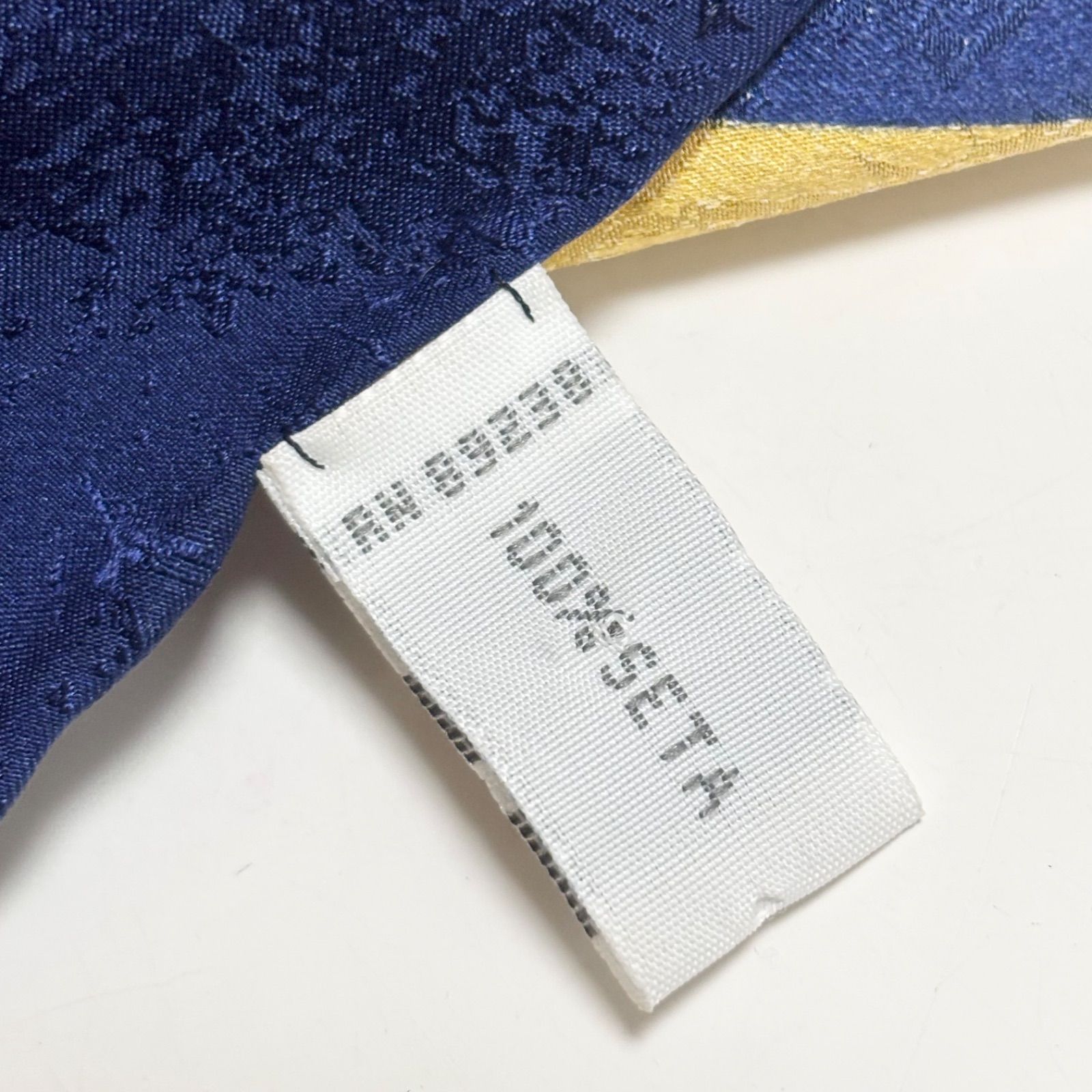 Hermes|エルメス|スカーフ|大判ハンカチーフ|イエロー×ネイビー×ゴールド|
