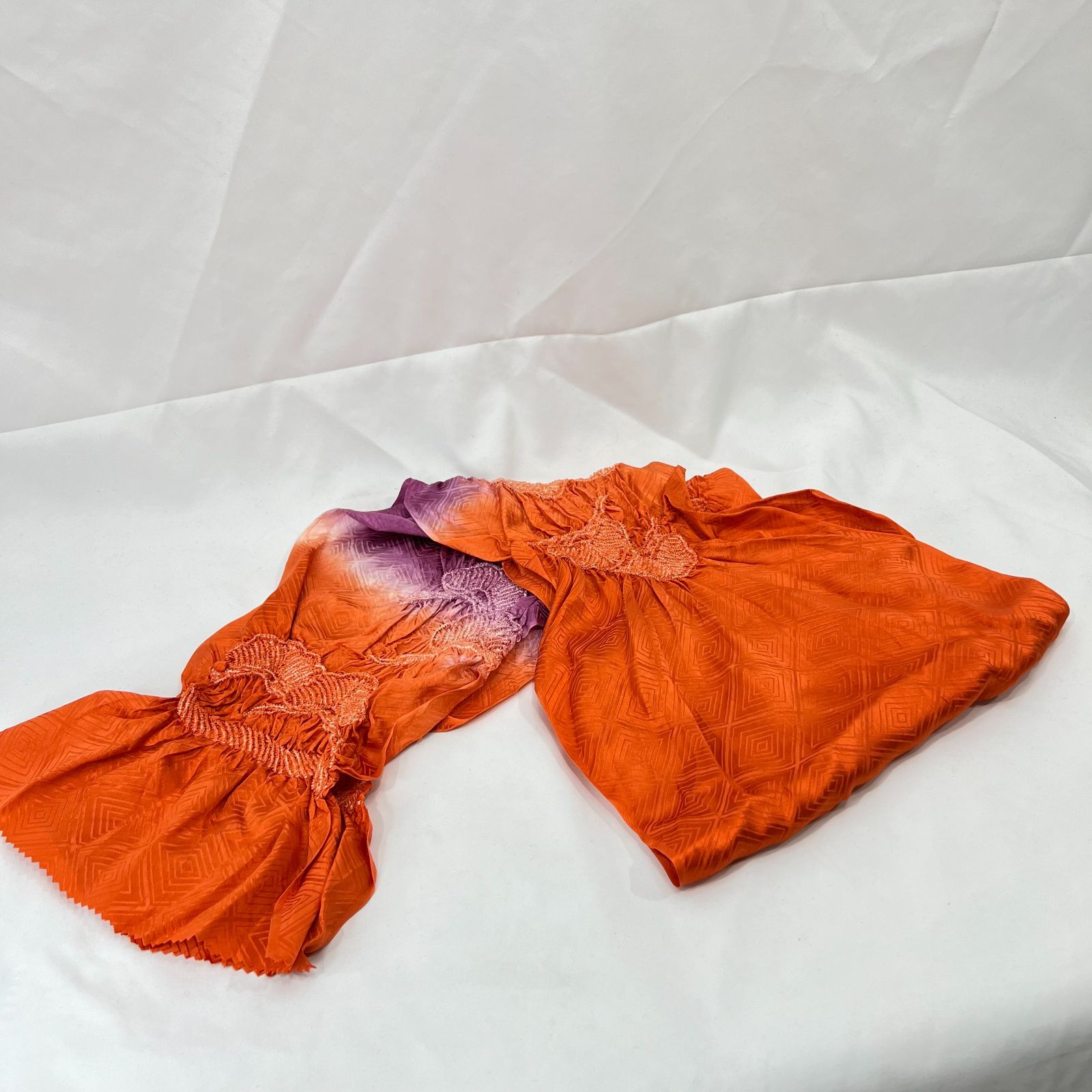 平和屋着物□谷崎潤一郎の世界 振袖 駒刺繍 束ね熨斗花鳥文 暈し