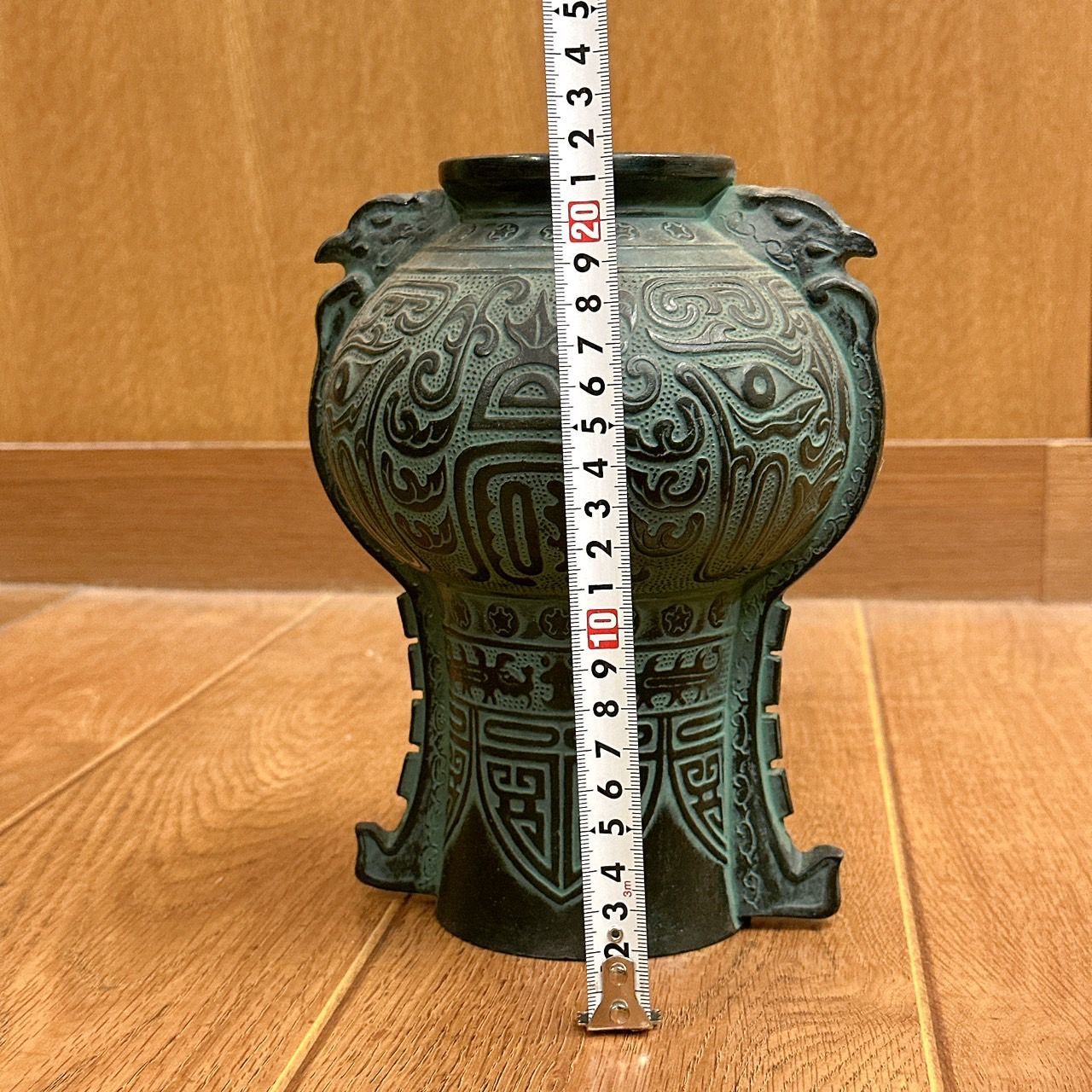 古銅 特大 饕餮 壺 花瓶 花器 壺 金属工芸 饕餮紋 銅製 亀鶴堂 古銅 特大 饕餮 壺 花瓶 花器 壺 金属工芸 饕餮紋 銅製 亀鶴堂