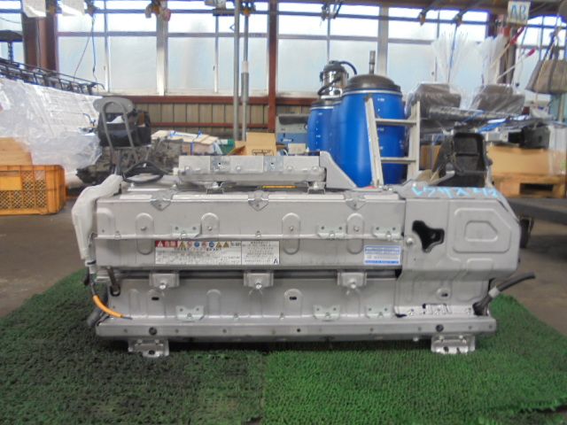 4FN3005 BG3 レクサス LS600h UVF45 中期型 ハイブリッド Ver.U ハイブリッドバッテリー G9280-50020