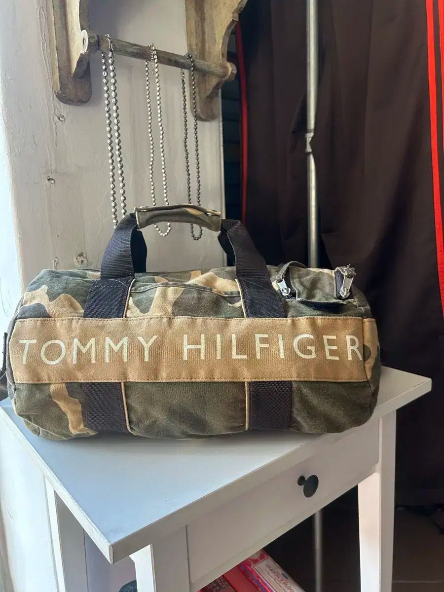 00s Tommy Hilfiger トミーヒルフィガー カモ クロス|ハンドバッグ