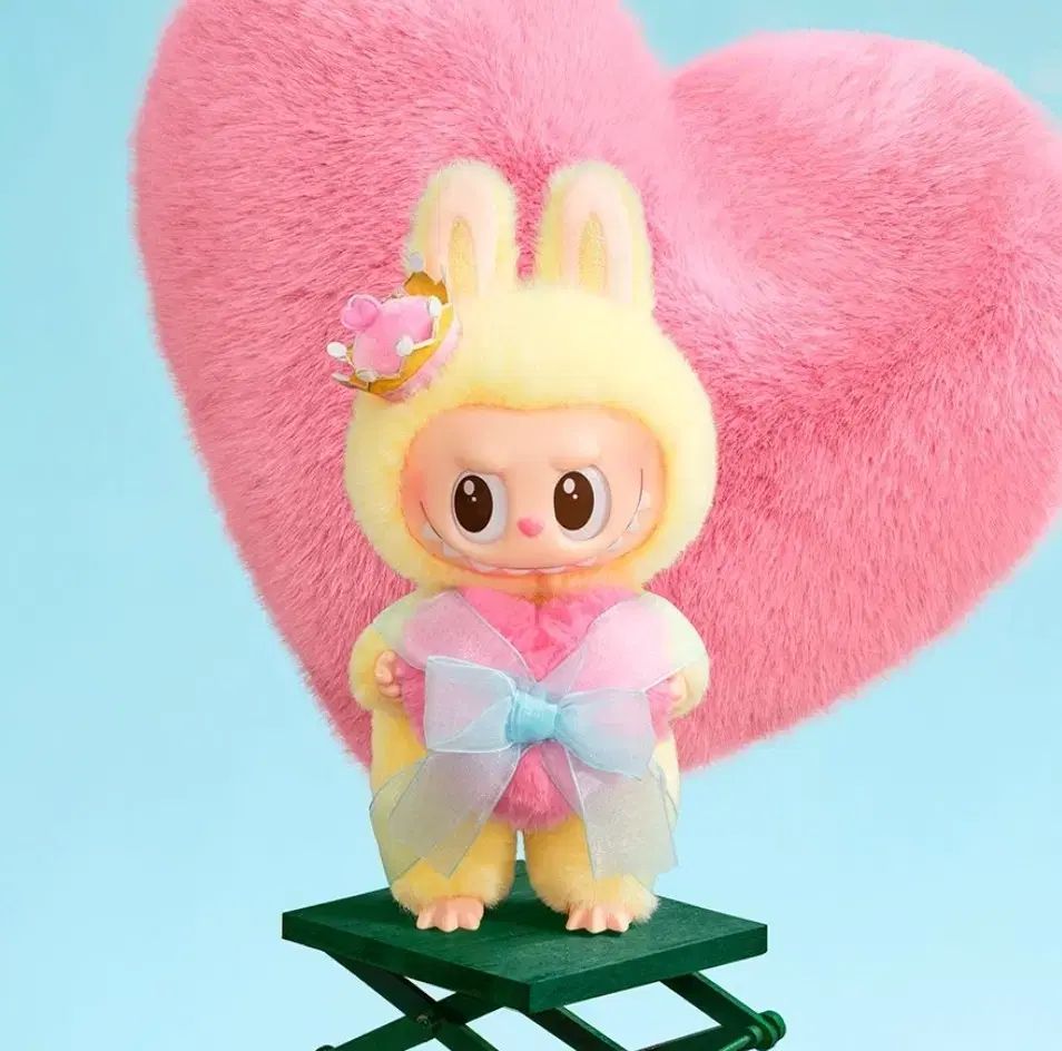 POP MART (ポップマート ) Labubu(ラブブ） チェックメイト 人形