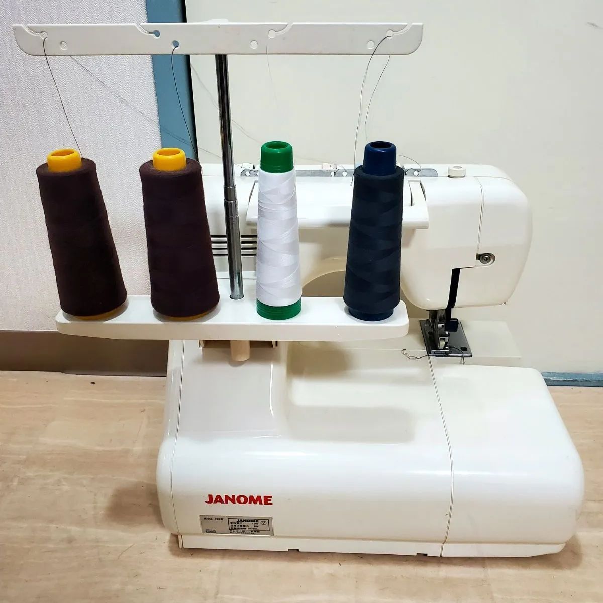 JANOME ミシン Esprit796S型3本針4本糸カバーステッチミシン - メルカリ