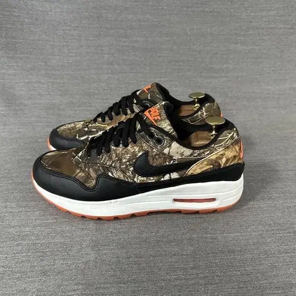 メンズ ゴルフ シューズ Air Max 90 Golf CU9978-133 Amazon | [ナイキ] エア マックス 90 ゴルフ メンズ ゴルフ シューズ