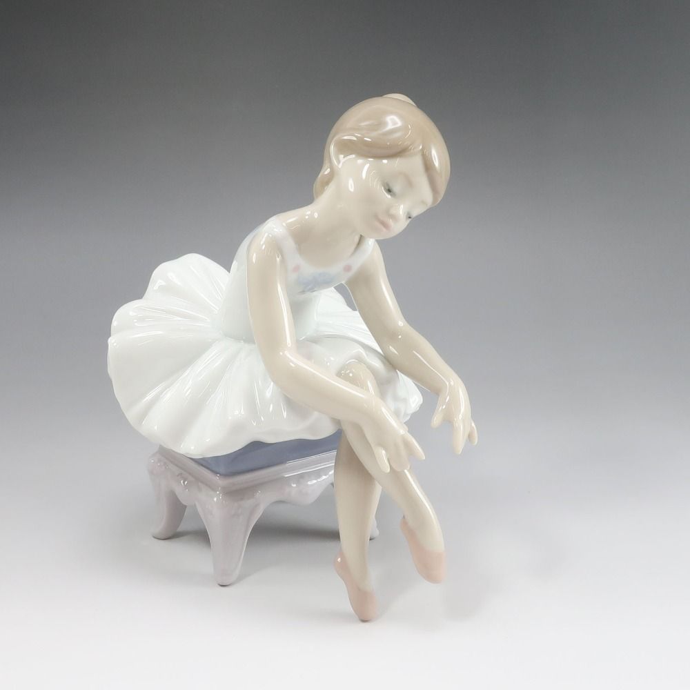 Lladro リヤドロ リトルバレリーナ 出番前 8125 ポーセリン _ 置物 オブジェ