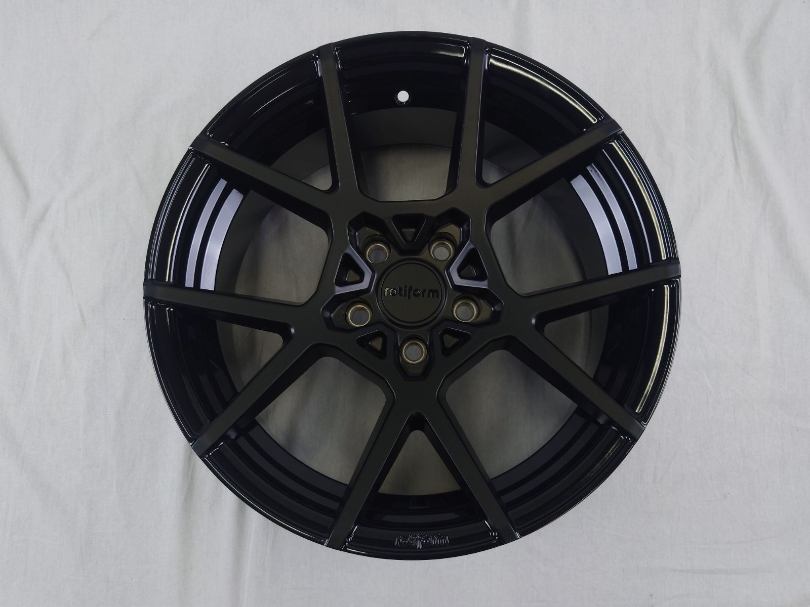 r*様 ロティフォーム　18インチ9.5j+35 Rotiform ロティフォーム KPS 2本セット 18インチ 9.5J イン