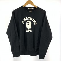 【中古】A BATHING APE カレッジロゴ スウェット サイズM ブラック アベイシングエイプ[19]