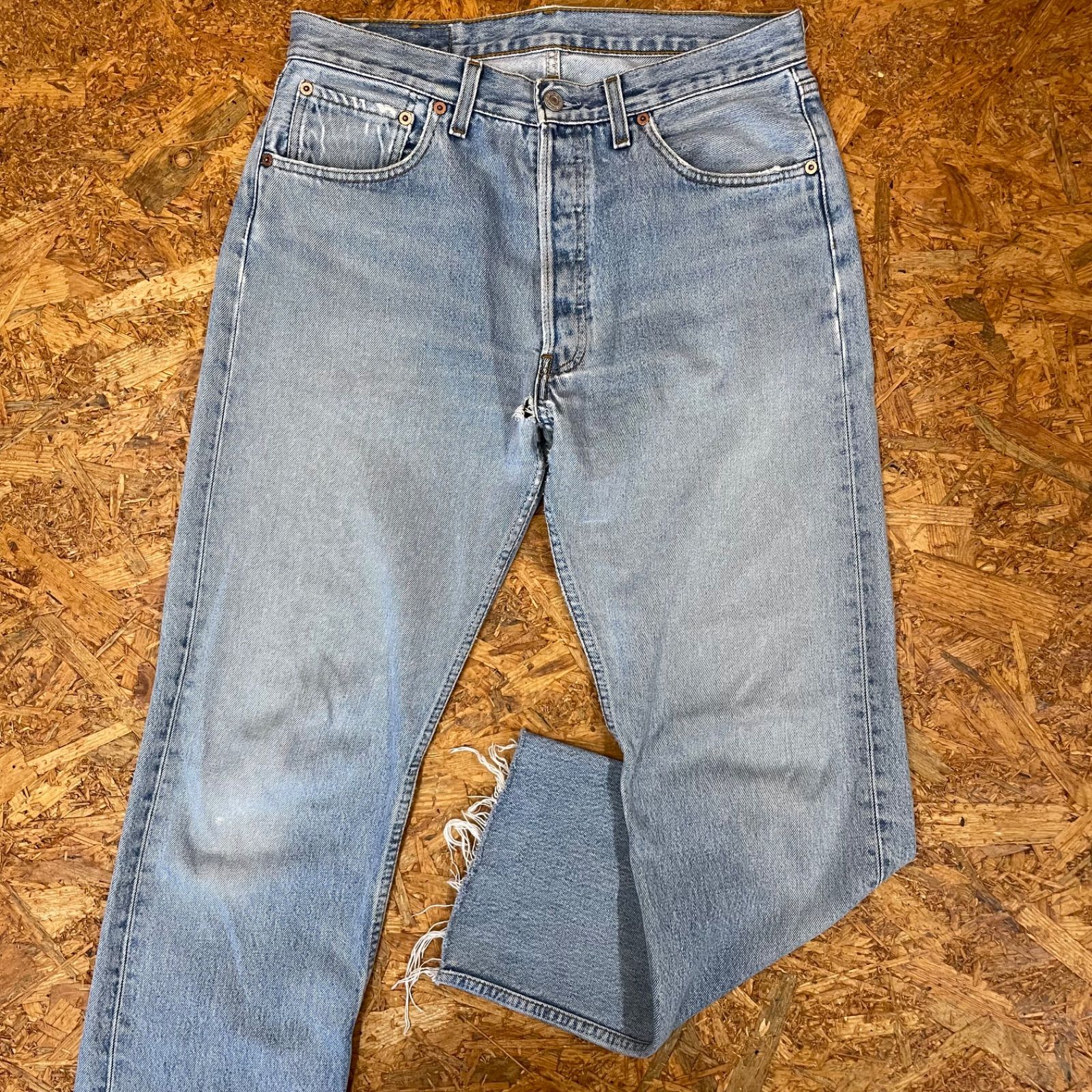Levi´s 501 カットオフ ジーンズ W33リーバイス ジーンズ クラッシュ 