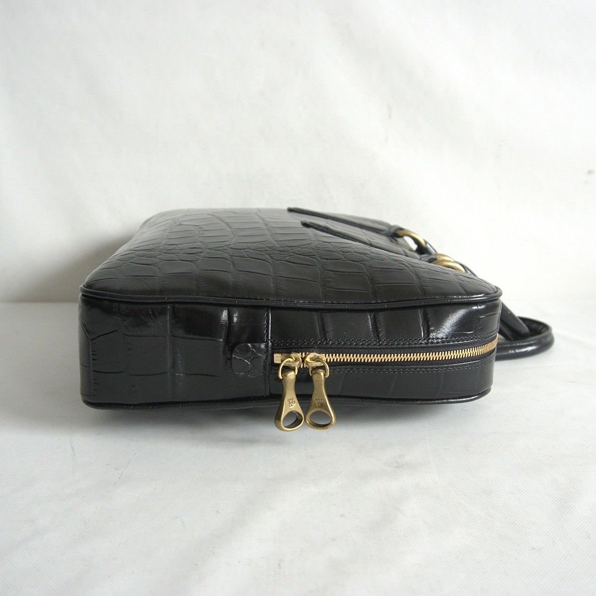 美品】 TOFF&LOADSTONE 【クロコ型押し Vブリーフ ビジネスバッグ