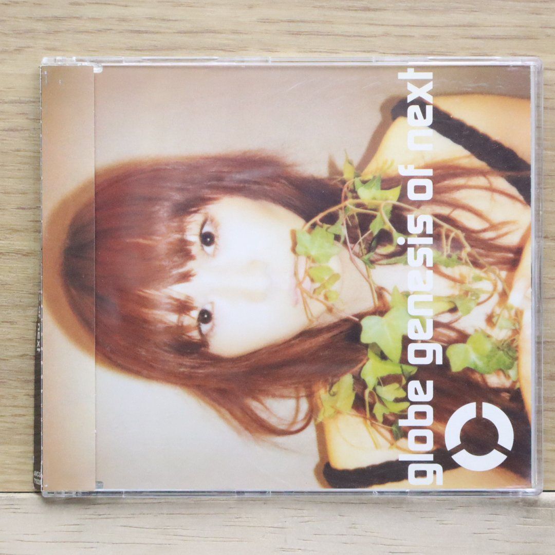 globe（グローブ）VHS１本＋ＣＤまとめセット globe グローブ「FIRST REPRODUCTS」CD、匿名配送、送料無料