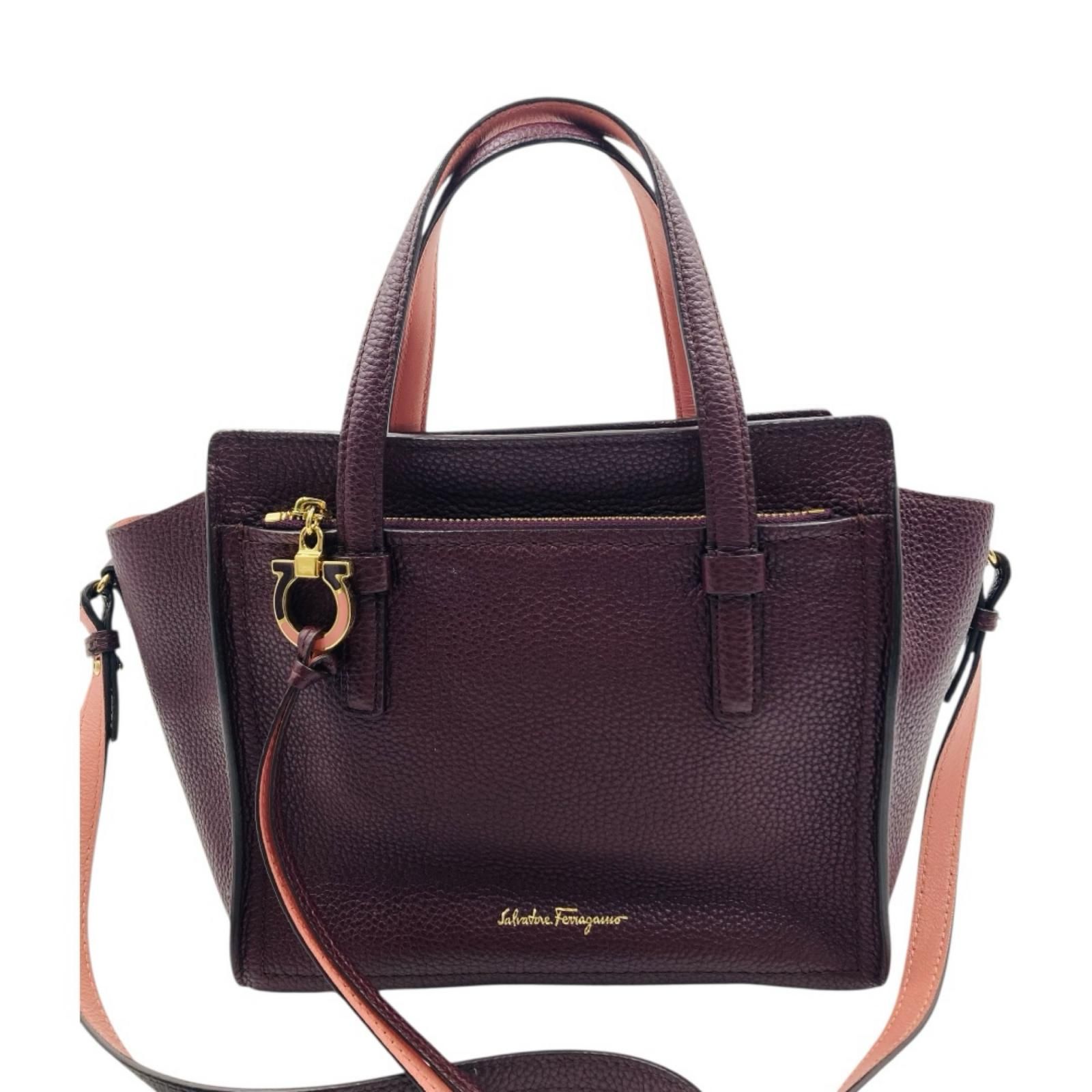 Salvatore Ferragamo サルヴァトーレフェラガモ エイミー ガンチーニ