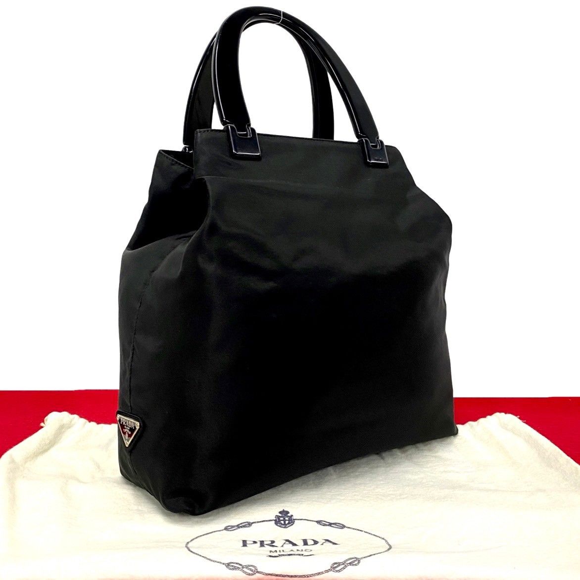 極 美品 希少品 保存袋付き PRADA プラダ 三角ロゴ 金具 ナイロン 