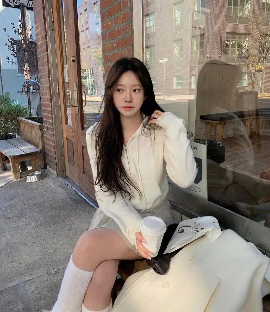 Leeds リズ ネルニット フードジップアップ アイボリー