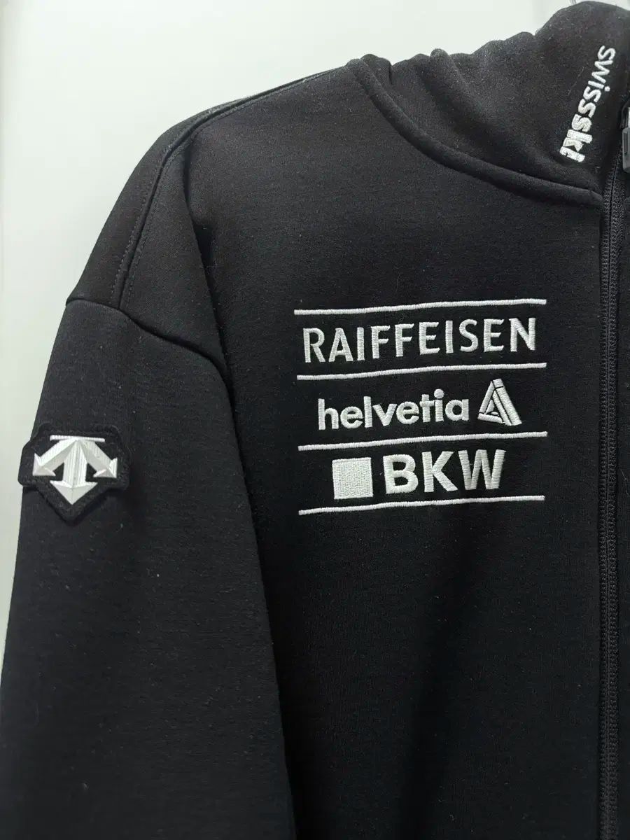 大谷翔平着用】デサント ジップアップジャケット パンツ 上下セット M