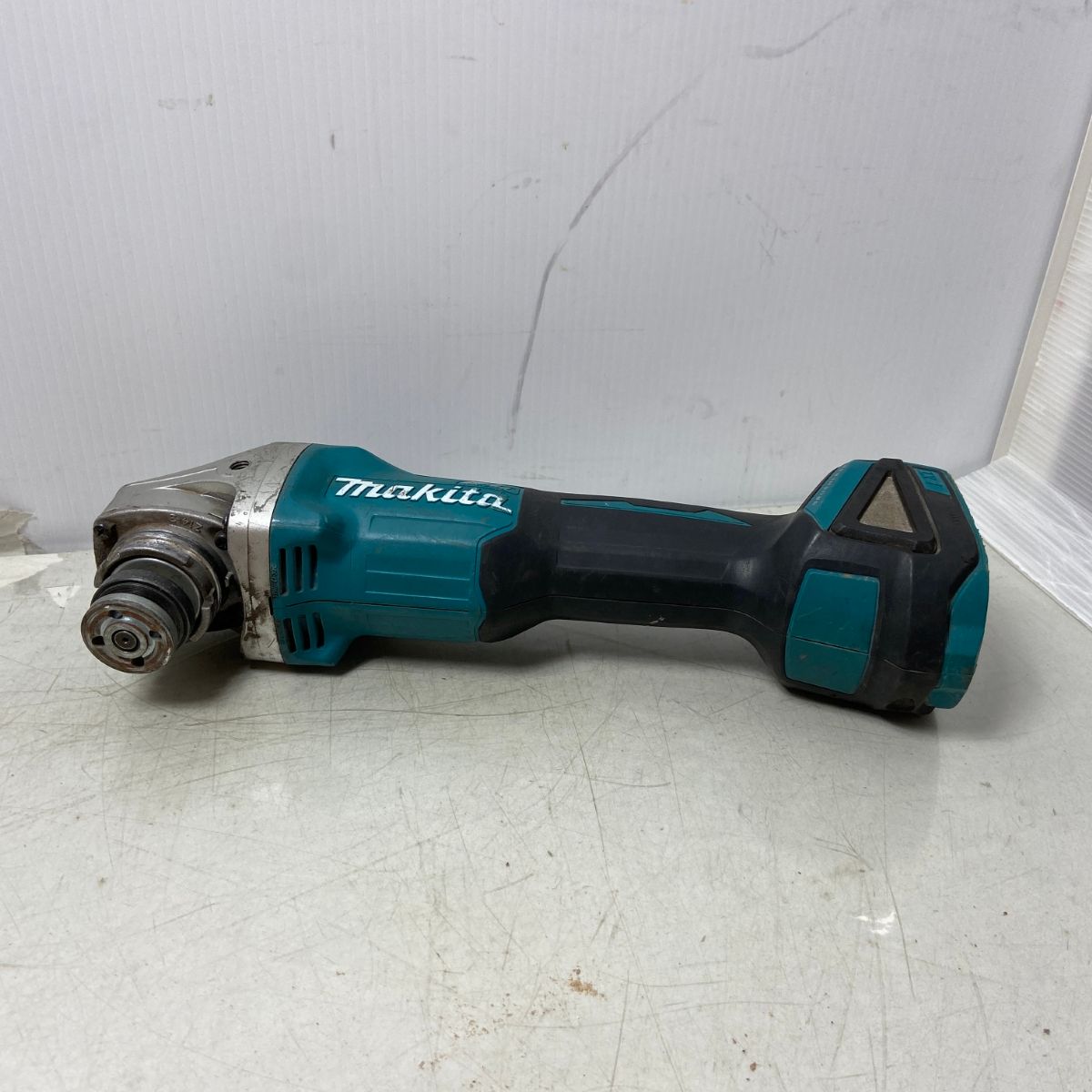 ΦΦMAKITA マキタ ディスクグラインダー 100mm 14.4v GA403D ブルー