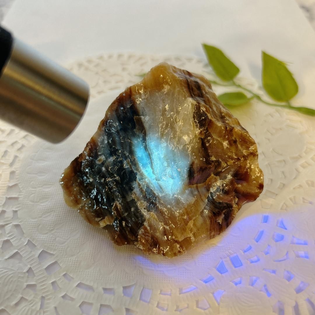 E13342】蛍光鉱物 チョコレートカルサイト 原石 chocolate calcite