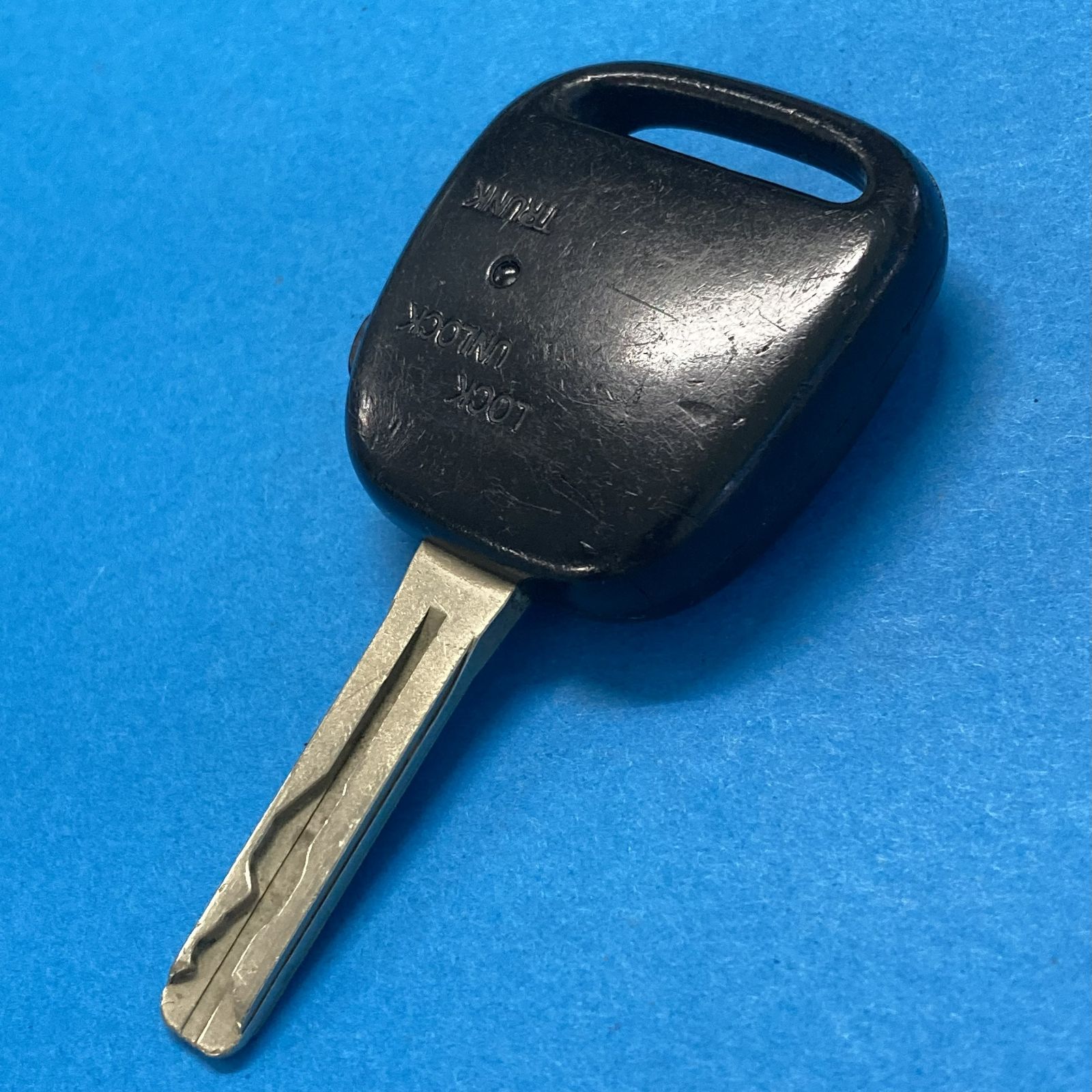 ☘ トヨタ クラウンエステート JZS171 キーレス スマートキー 2ボタン