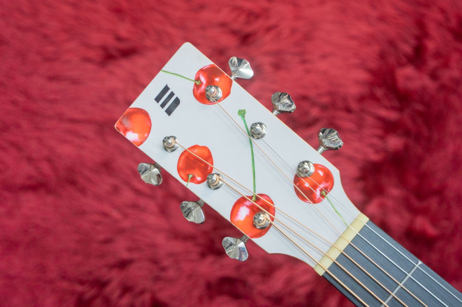 状態良好 ナギギター NAGI GUITAR Cherry Ivory NAGI GUITARS Limited Model Cherry Mini Ivory – brusheight