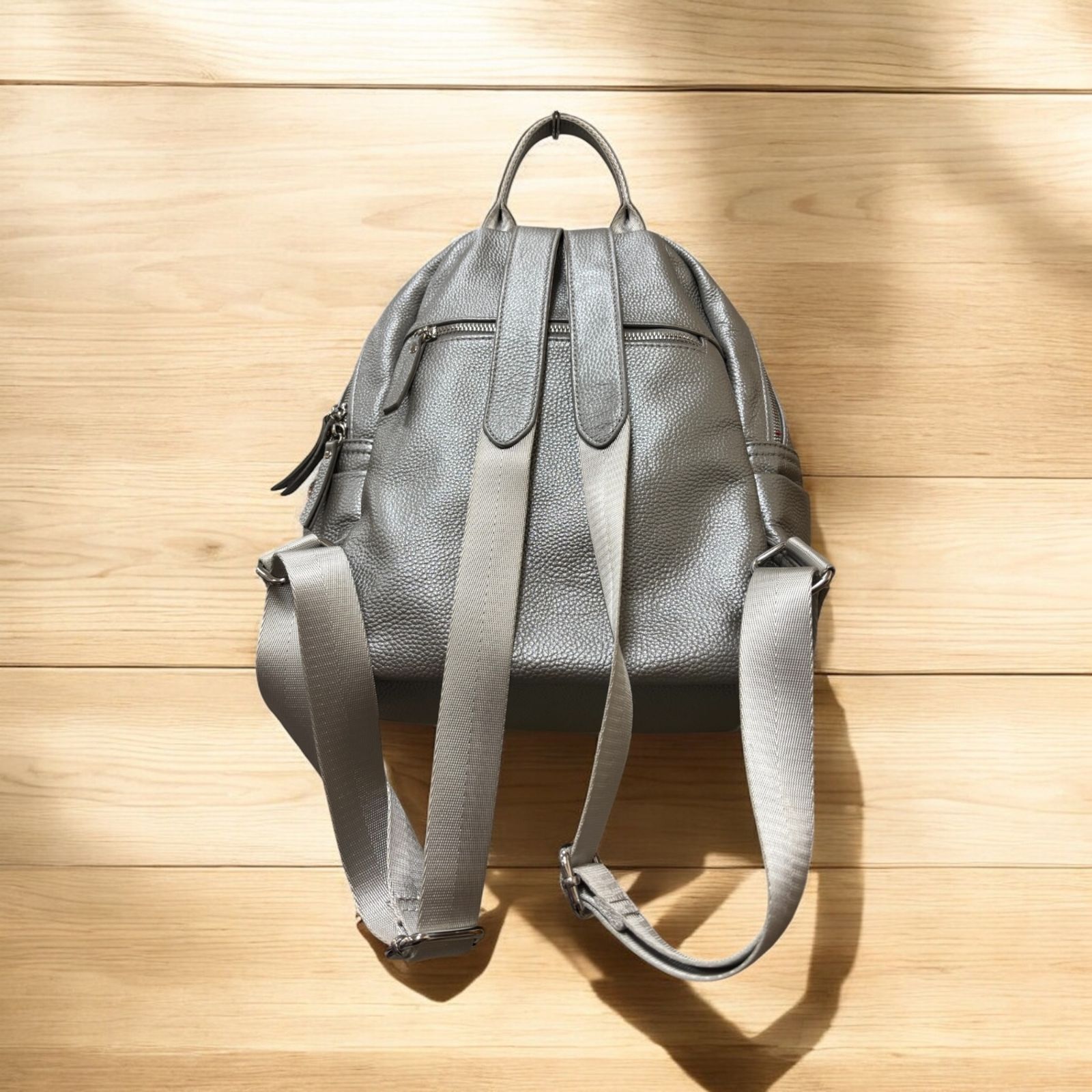BARCOSバルコス シュリンクレザー リュック シルバー 美品