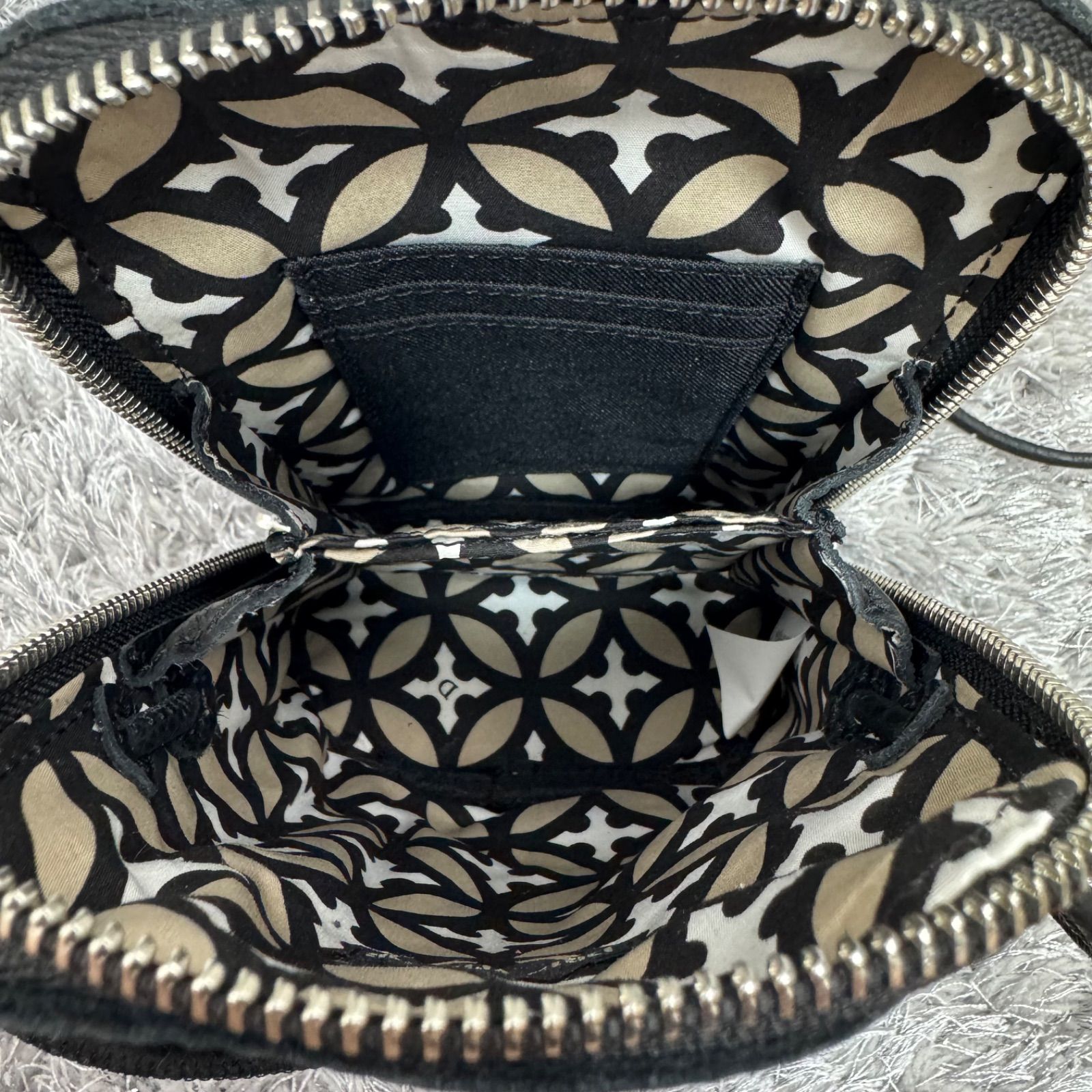 ショルダーバッグ