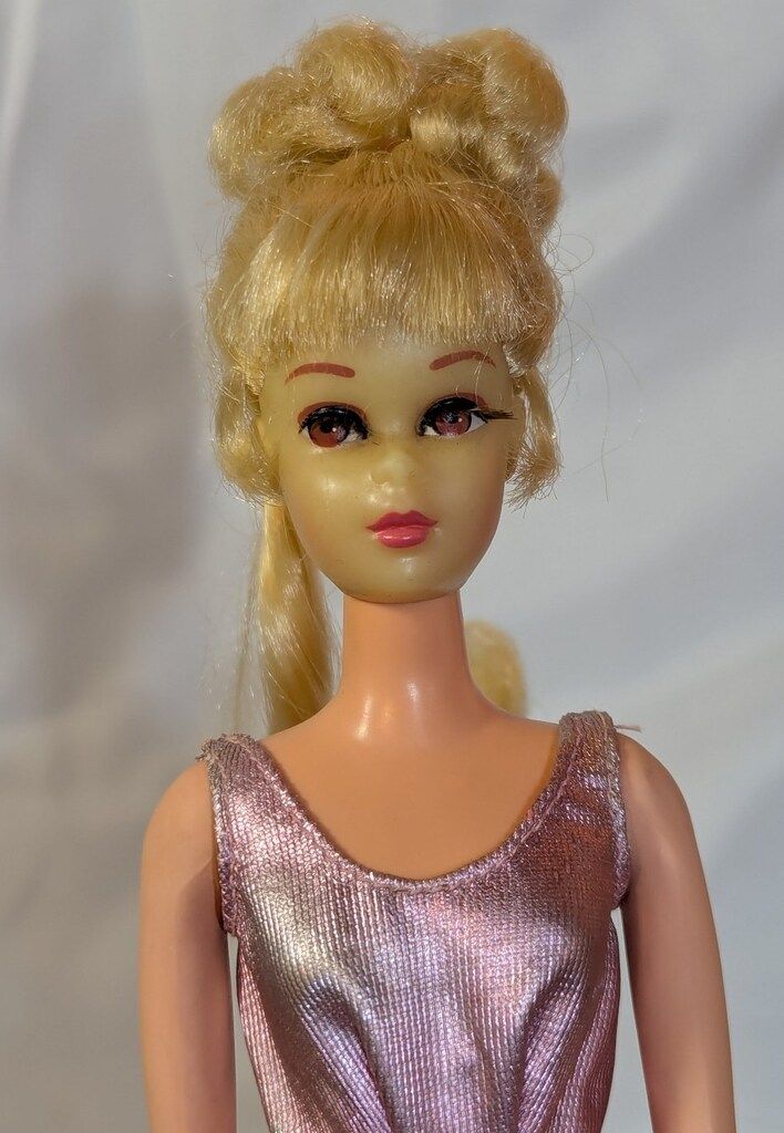 ヴィンテージバービー フランシーwithグローウィンプリティヘアー