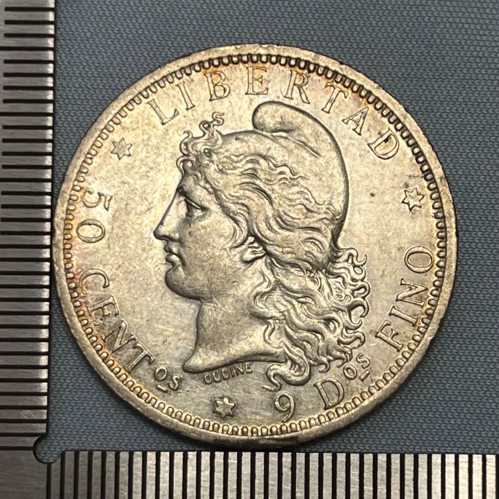 銀貨 1883年 アルゼンチン共和国 50センターボ銀貨 AU リベルタ像 Eugène Oudinéデザイン 自由と独立の象徴 377