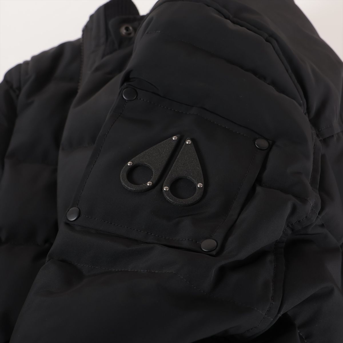 美品 MOOSE KNUCKLES ムースナックルズ ポリエステル ダウンジャケット 
