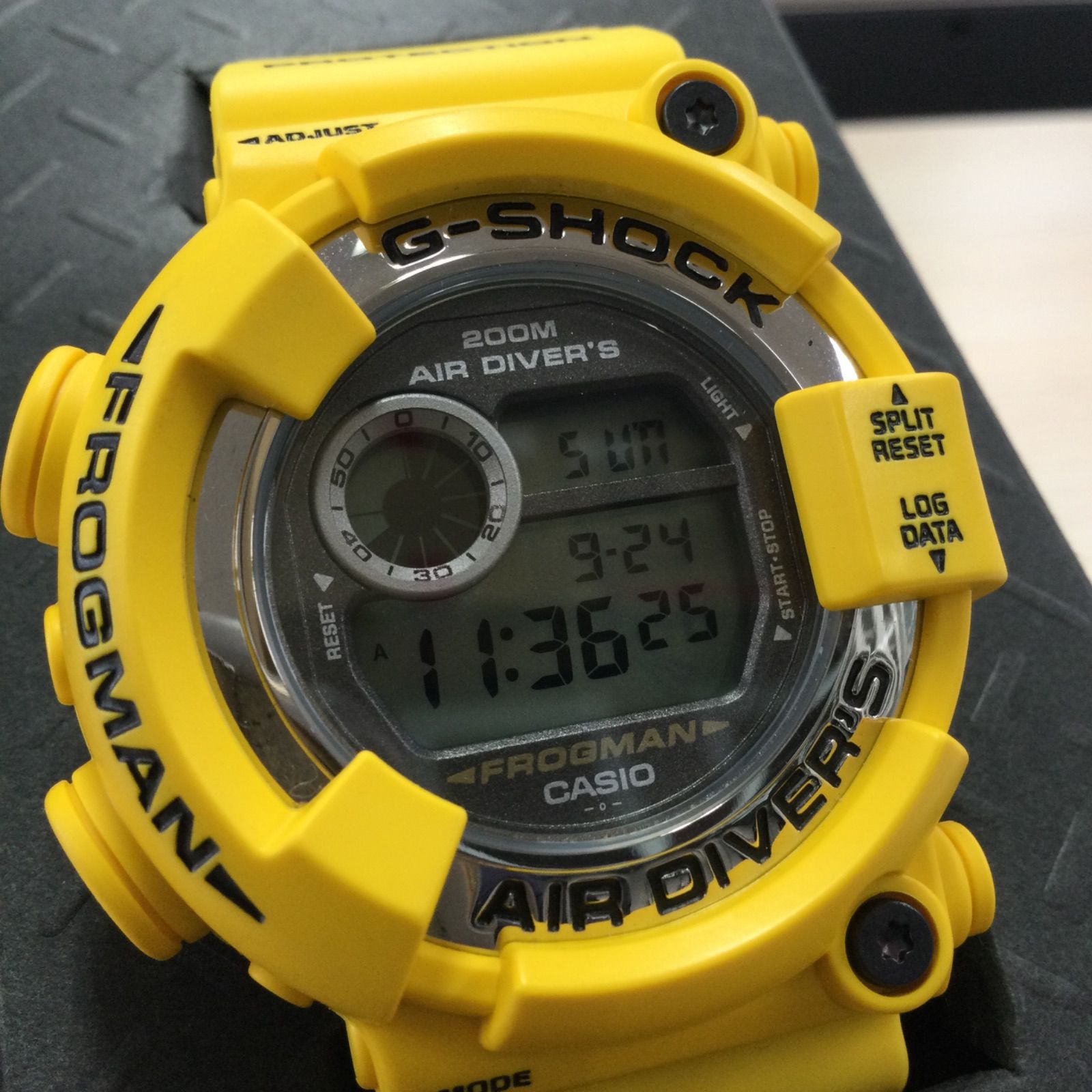 中古品/CASIO G−SHOCK メンインイエローフロッグマン - メルカリ