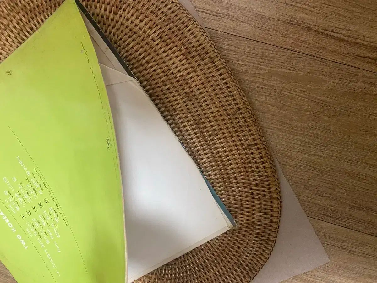 洋服 トゥーコ ンズ 大口 ジャケット 下部 起こった