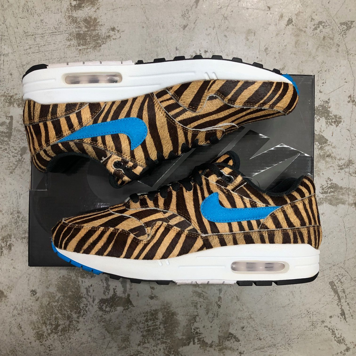 国内正規 atmos Nike Air Max 1 Animal 3.0 Tiger AQ0928-900 タイガー 