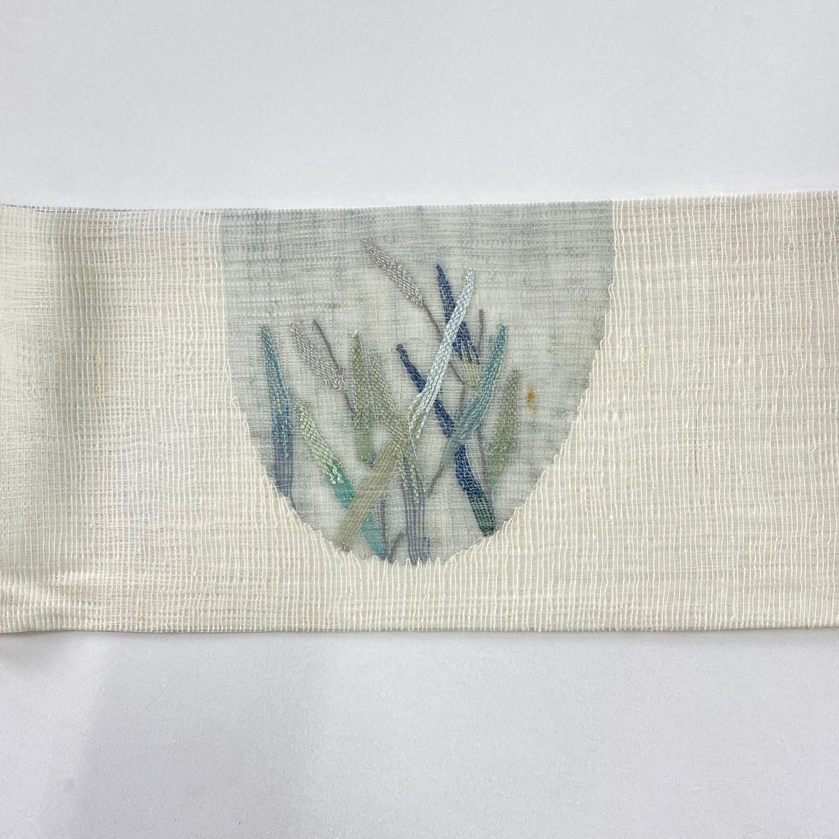 名古屋帯 秀品 夏帯 トンボ 草花 銀糸 クリーム 正絹 【中古