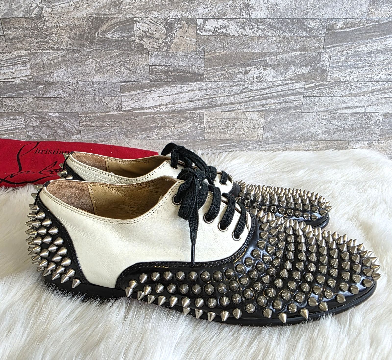 希少 CHRISTIAN LOUBOUTIN クリスチャンルブタン タッセル付き 希少 CHRISTIAN LOUBOUTIN クリスチャンルブタン タッセル付き