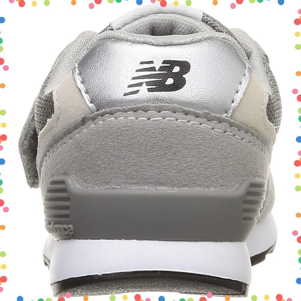 キッズスニーカー